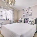 House Vedrana, Jadreski プーラ