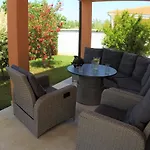 House Vedrana, Jadreski