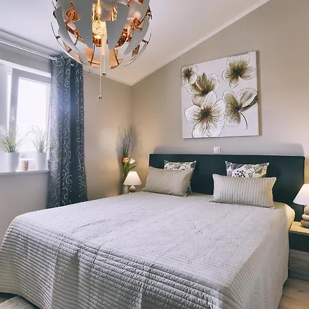 House Vedrana, Jadreški * Pula