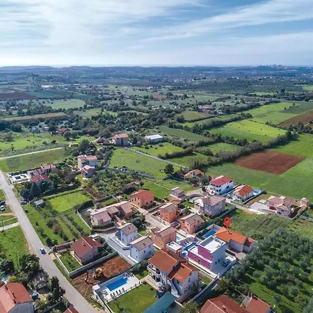 House Vedrana, Jadreški Pula