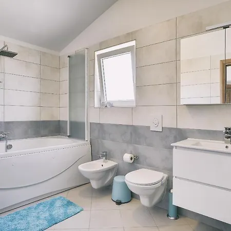 House Vedrana, Jadreški Prázdninový dům *